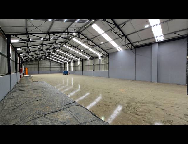 751M² WAREHOUSE TO LET IN EASTLEIGH